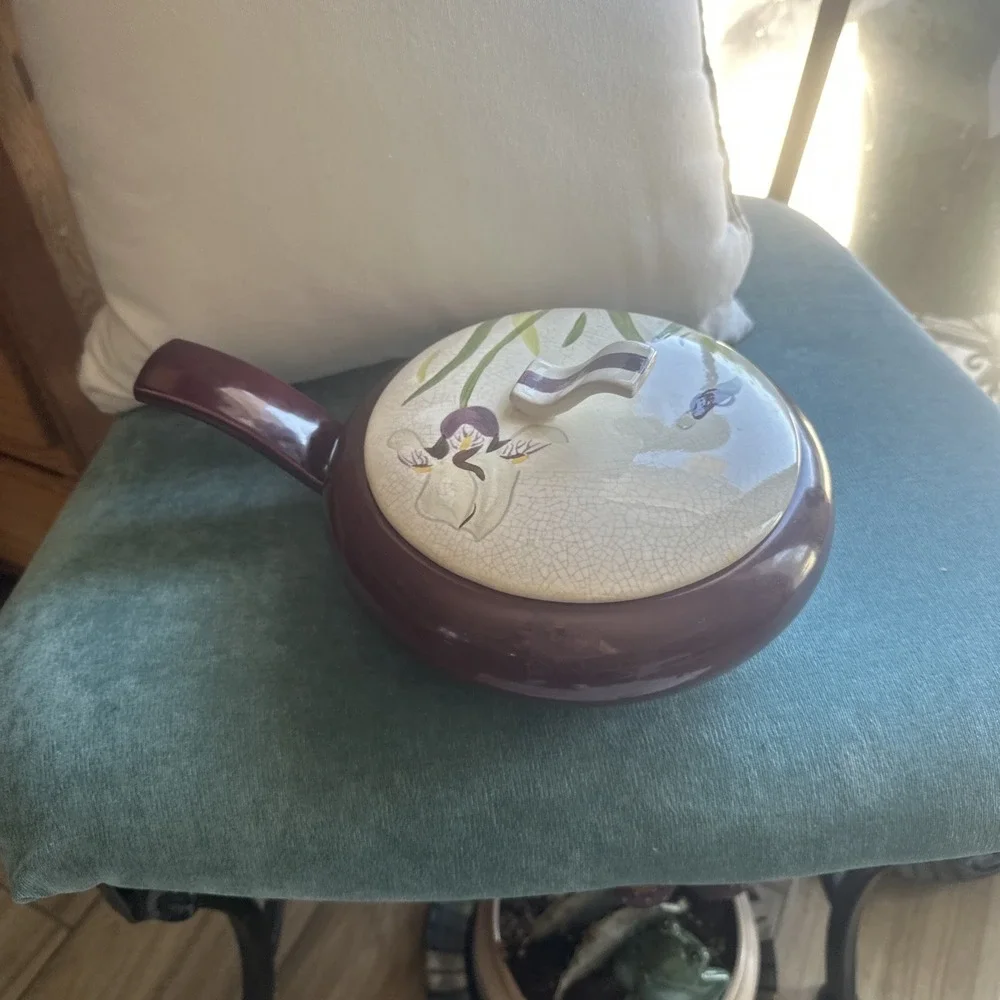 Red Wing Pottery Brown  Lotus Covered Casserole